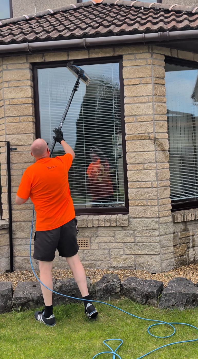 Window cleaning in Fife by RS Window Cleaners